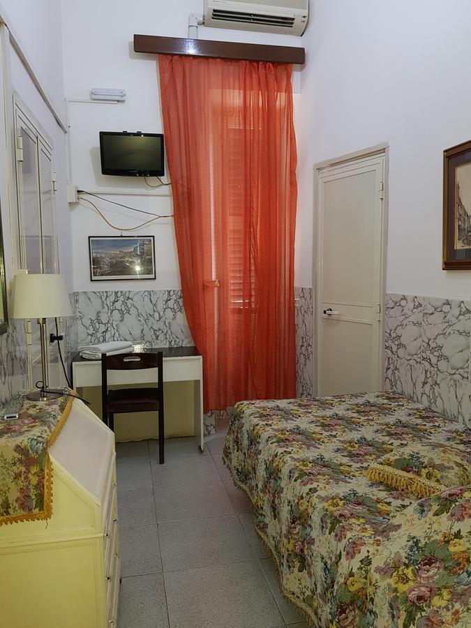 Albergo Stadler Roma Esterno foto